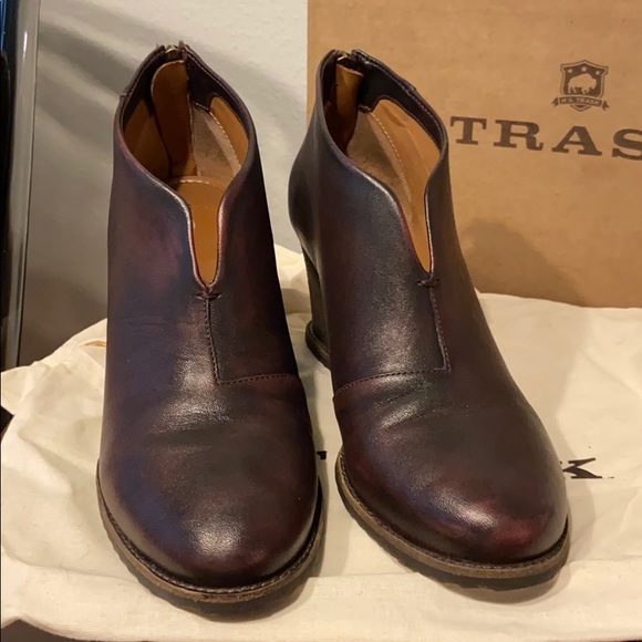 trask tenley wedge bootie